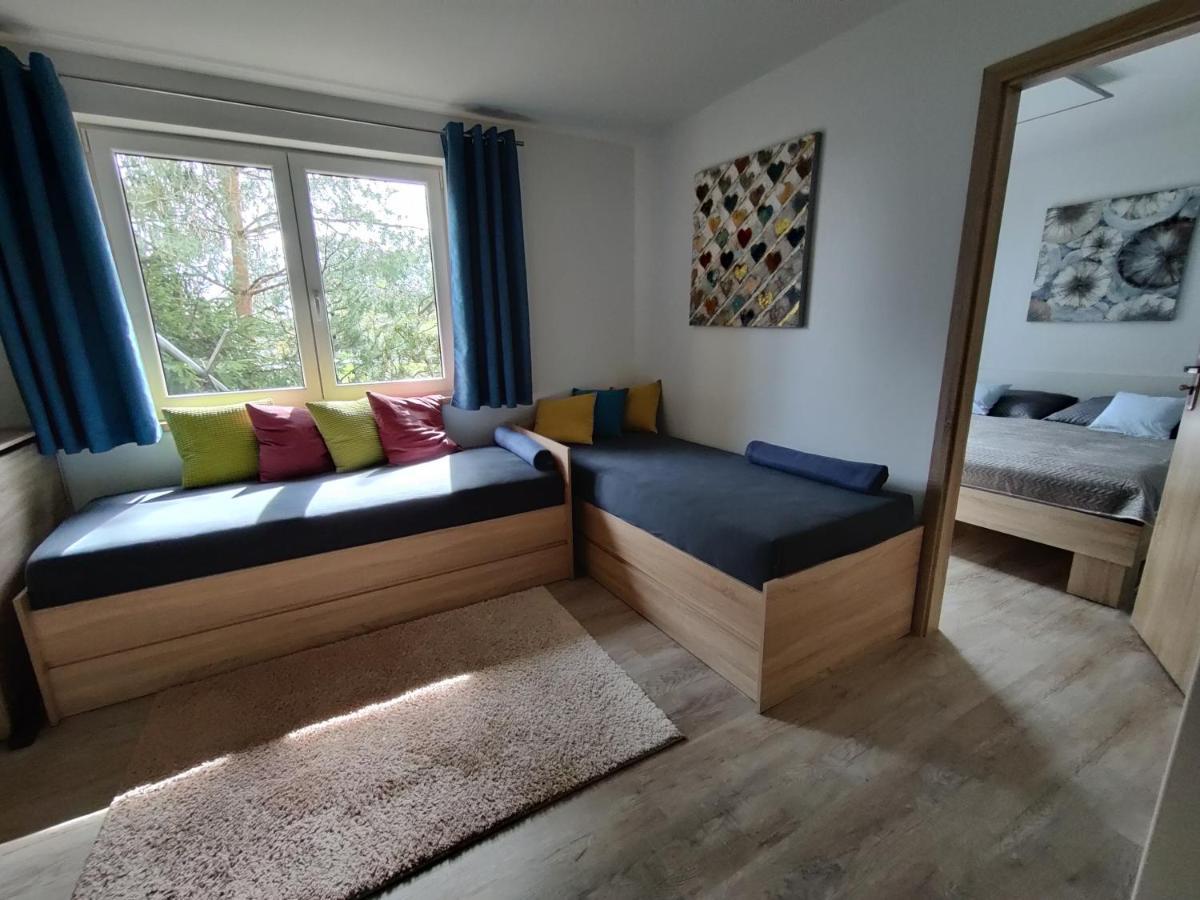 Apartman Pod Lipou - Samostatny Objekt Яромерж Экстерьер фото
