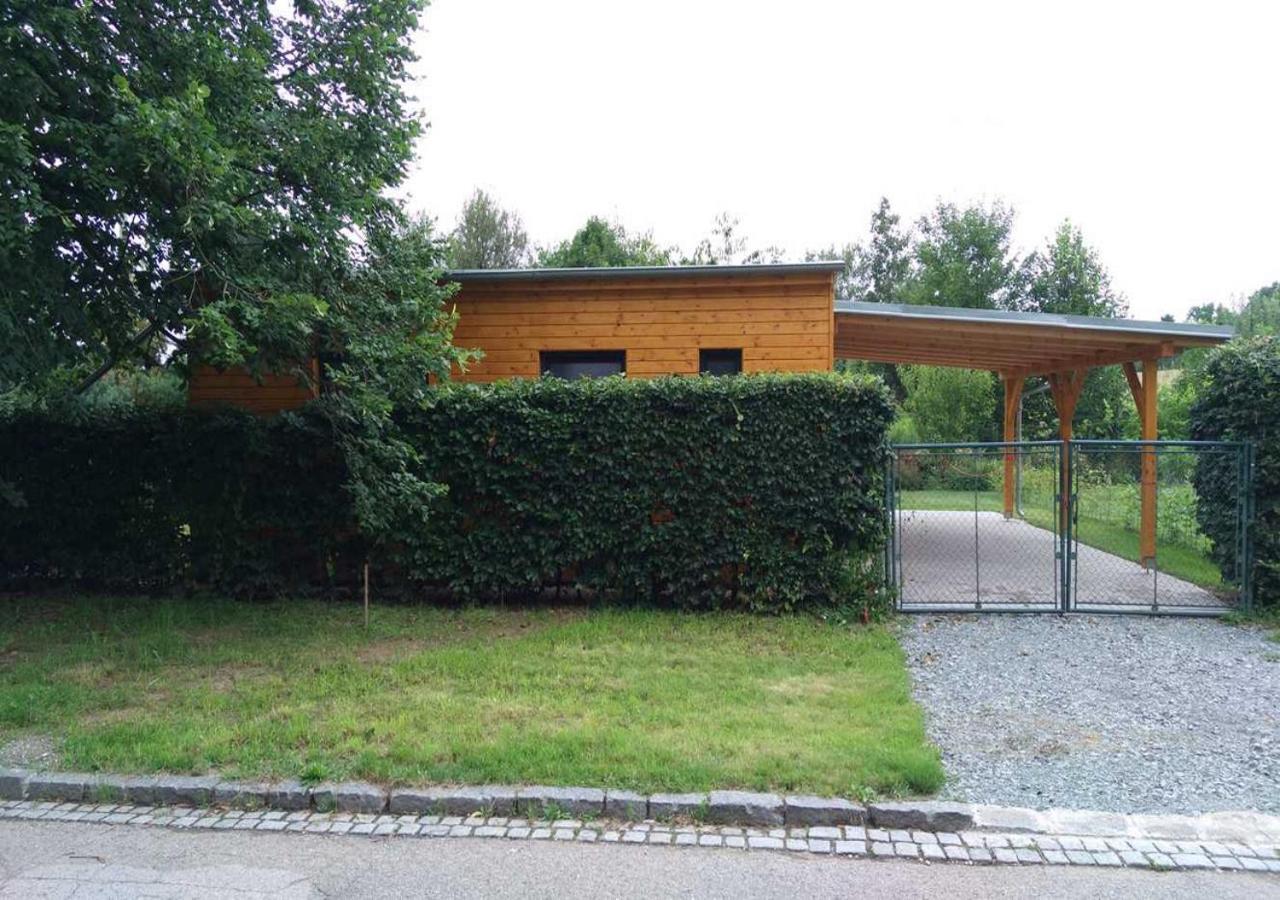 Apartman Pod Lipou - Samostatny Objekt Яромерж Экстерьер фото