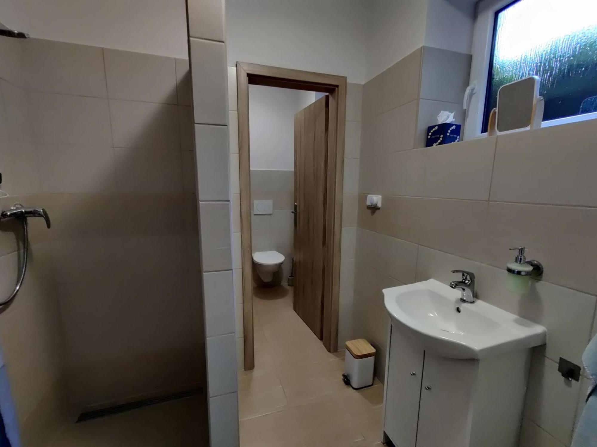 Apartman Pod Lipou - Samostatny Objekt Яромерж Экстерьер фото